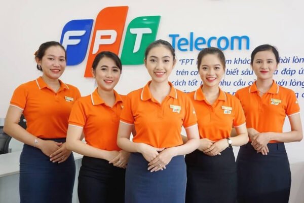 đồng phục áo thun năng động